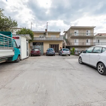 With Parking Space - 12336 Apartamento Makarska
